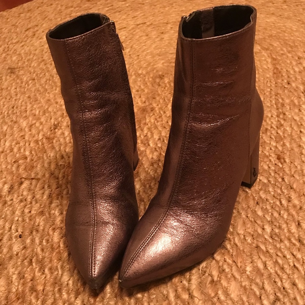 Sam Edelman Shine Subtle Silver Bootie - Picture 2 of 6